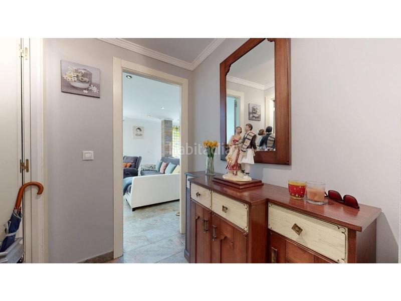 Foto 0c19edb7-c333-4f8e-b583-9c3861cf1f10. Reihenhaus in El Alborgí Paterna