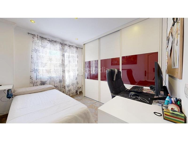 Foto 31ab2840-7be8-43f1-bd7f-6bb7316fd503. Reihenhaus in El Alborgí Paterna