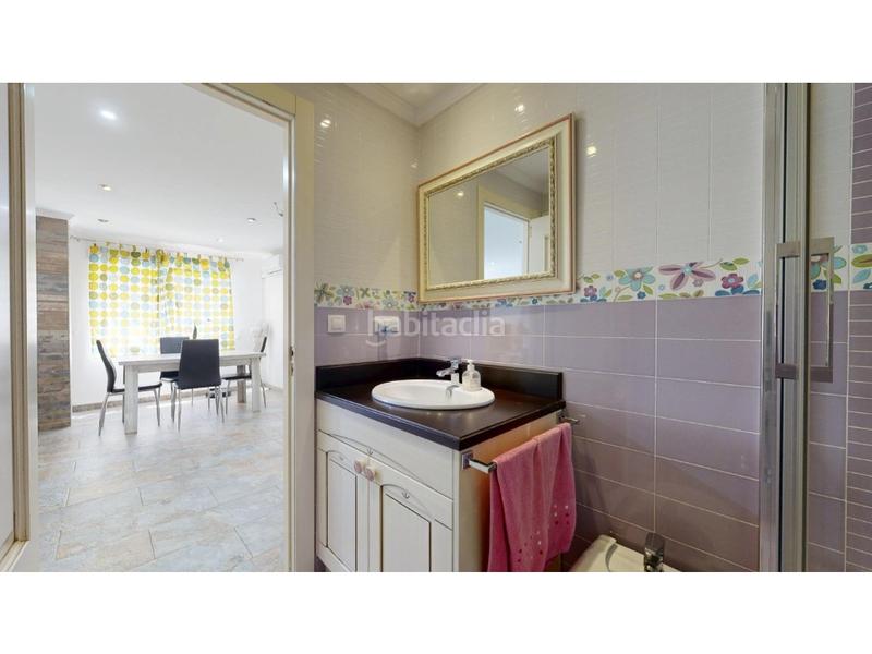 Foto 522ff6f3-8c4c-4e0f-ae54-23a02148350f. Reihenhaus in El Alborgí Paterna