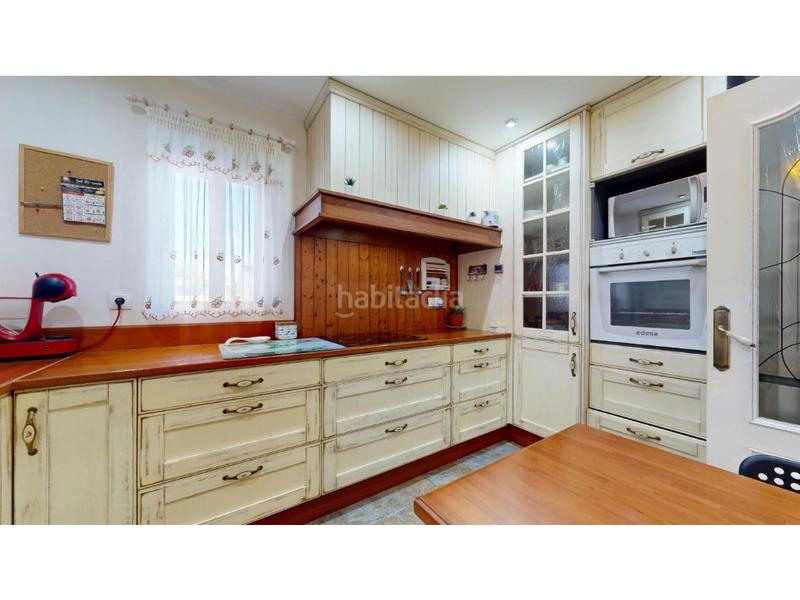 Foto 73e0ef51-9aa7-45ca-b00b-c457e13d4e15. Reihenhaus in El Alborgí Paterna