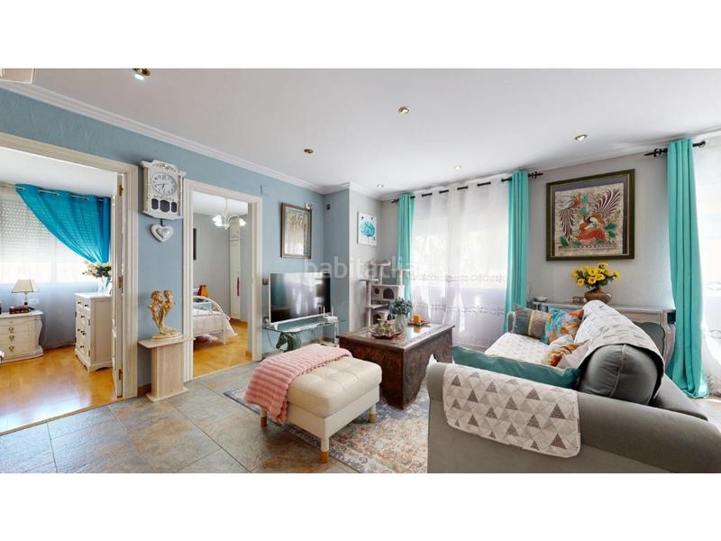 Foto 8d5bd0a8-e61b-47e0-adb3-bb44a1bbf54c. Reihenhaus in El Alborgí Paterna