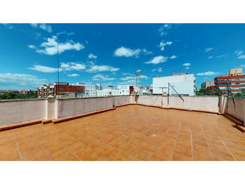 Foto cbfac17d-595f-4d59-975c-baf5358e4ecf. Reihenhaus in El Alborgí Paterna