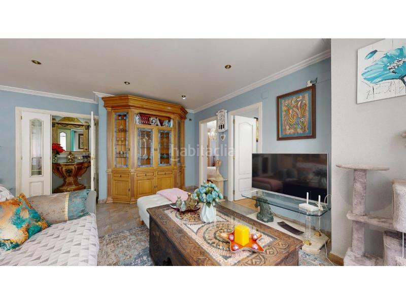 Foto ce68700b-fad1-4d01-9f46-27e556a7777a. Reihenhaus in El Alborgí Paterna