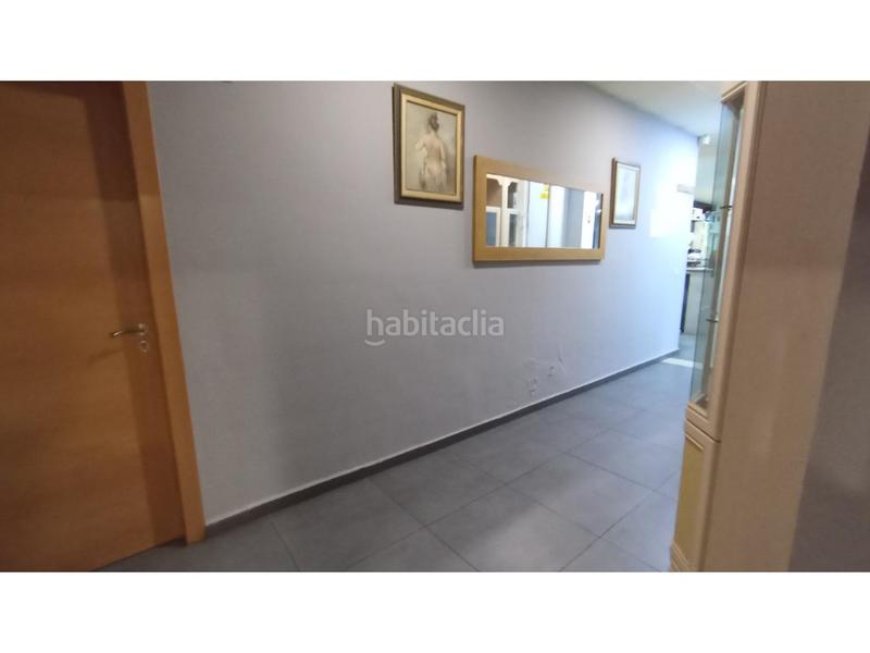 Foto 04dced18-af8a-4365-87dc-57949d33ed0b. Traspaso local comercial gran barrestaurante con terraza una joya hostelera en Valencia