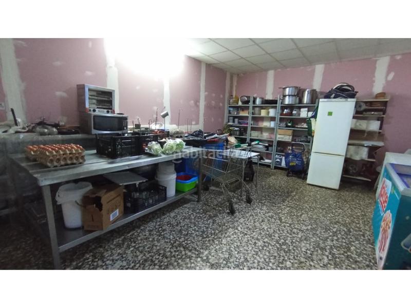 Foto 19b792f4-3cc0-49a1-8191-21a58e1aa327. Traspaso local comercial gran barrestaurante con terraza una joya hostelera en Valencia