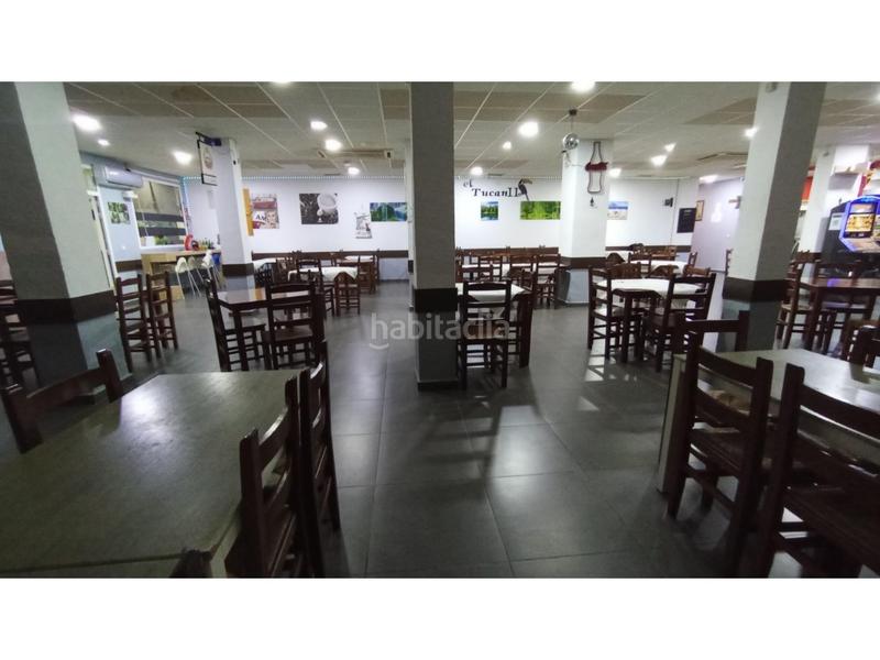 Foto 31527f57-69d7-42b5-a16c-bfe5f7bc4a32. Traspaso local comercial gran barrestaurante con terraza una joya hostelera en Valencia