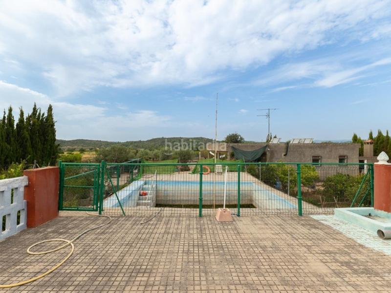 Foto 447380ba-f3cc-4e3c-a0d7-842337de3573. Chalet avec parking dans Cheste