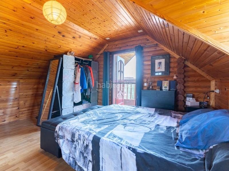 Foto a7054ddc-9dbe-479a-81ae-1943db96cd8f. Chalet avec parking dans Cheste