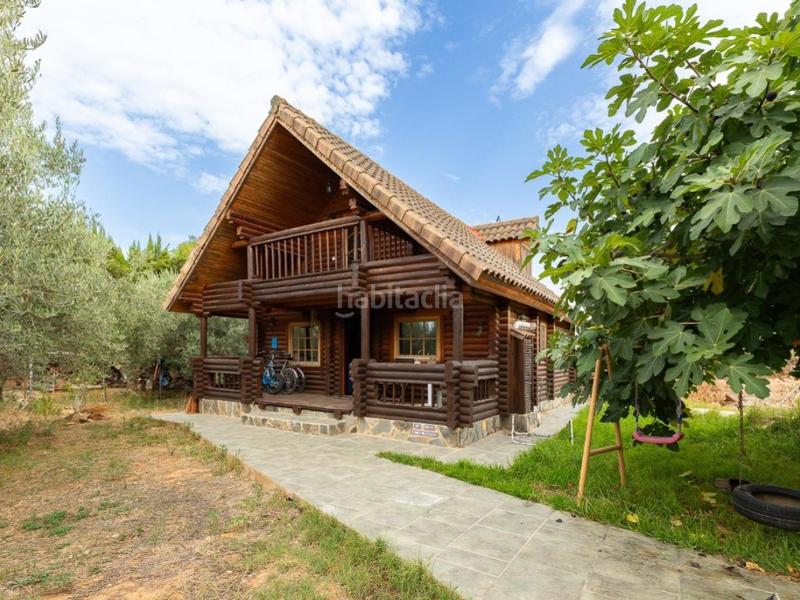 Foto c7210f5e-0821-45c3-b567-ef3d820c0043. Chalet avec parking dans Cheste