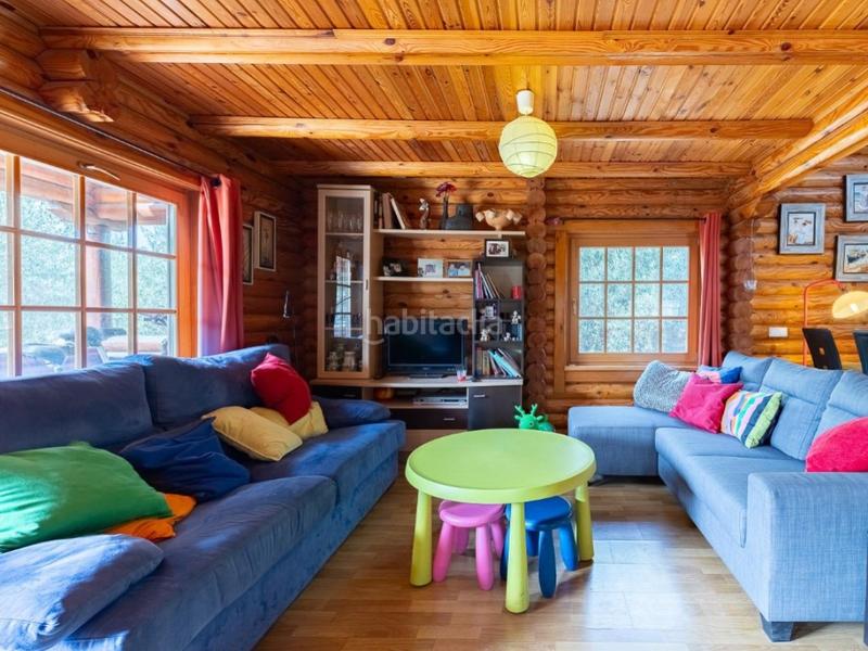 Foto ec5d40b1-63fe-49af-8d5f-6f4fbe7026fa. Chalet avec parking dans Cheste