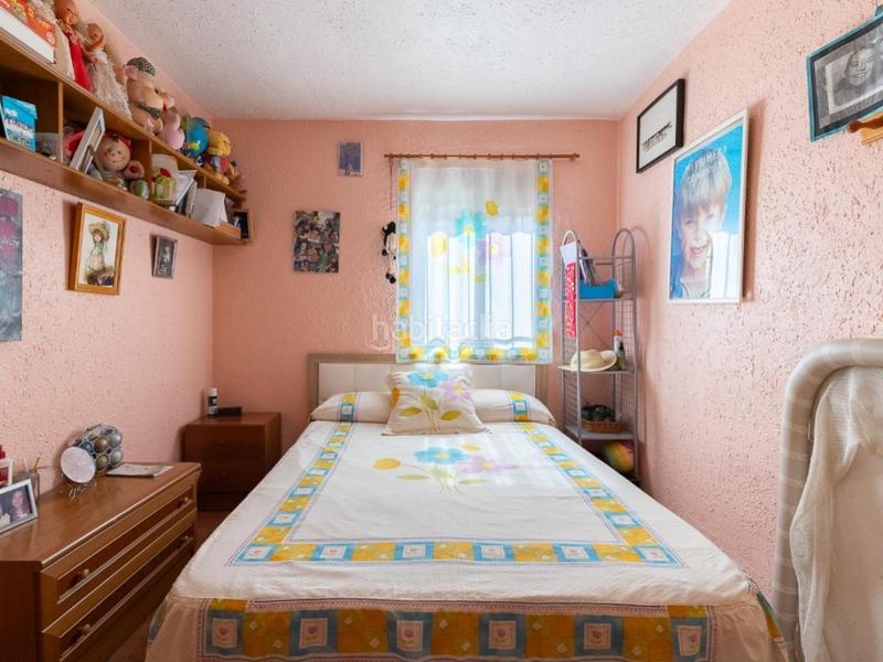 Foto ee70b5ed-78a4-44ed-bd1e-2f745a82bcdb. Chalet avec parking dans Cheste