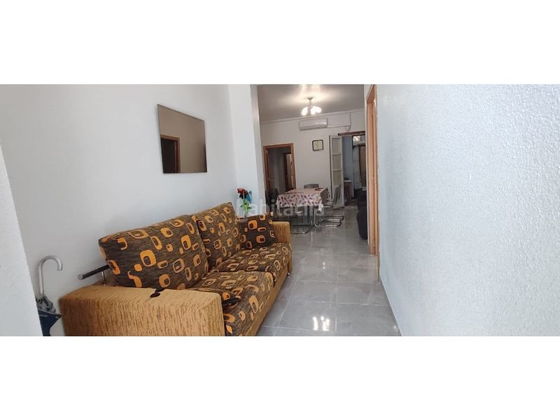 Foto fbebde0c-4289-4aa1-98bb-b81be750fa0a. Pis a Simat de la Valldigna