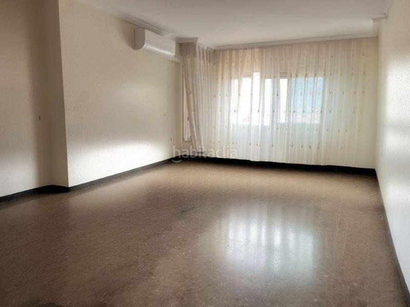 Foto f579fba7-ec42-40ee-bc24-44c9901caf10. Appartamento con riscaldamento in El Grau Valencia