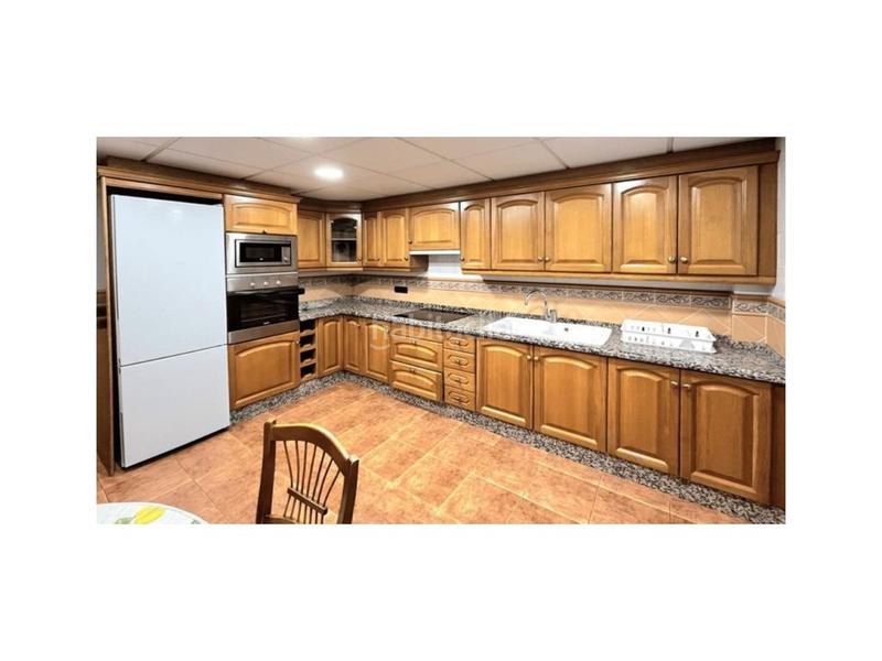 Foto d02f0ba7-c313-497e-a15f-393662007c73. Casa adossada amb calefacció aparcament a Centro Villarreal / Vila - real