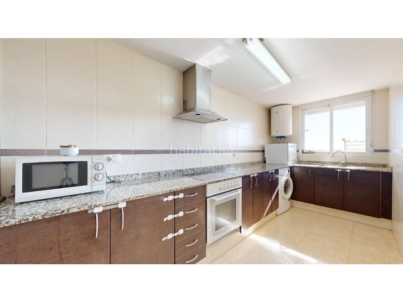 Foto f0cd180c-53a7-4a1d-ba2e-e466d6efd49b. Etagenwohnung mit parking in Moncófar Pueblo Moncofa