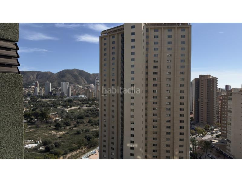 Foto 0b14ae38-7de7-4c67-a1ba-45a20b79b91e. Apartament amb aparcament piscina a Levante Alto Benidorm