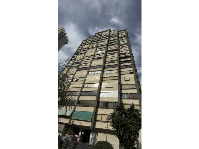 Foto 1eb914d9-18dd-4455-9a48-62fe810e4b3b. Apartament amb aparcament piscina a Levante Alto Benidorm
