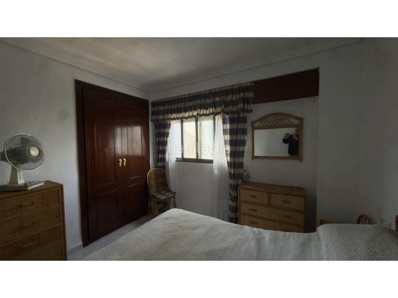 Foto 2a3aafc8-50c2-4621-9c8f-a0989dfbeb01. Apartament amb aparcament piscina a Levante Alto Benidorm