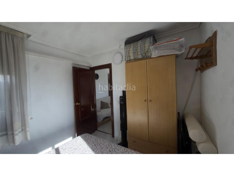 Foto 443d9ea6-fa28-4ff4-8c95-d2618853d8c9. Apartament amb aparcament piscina a Levante Alto Benidorm