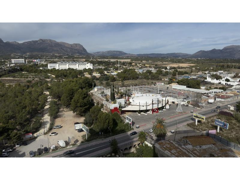 Foto 57053942-70e9-48ab-a0bd-6a5c5c149054. Apartament amb aparcament piscina a Levante Alto Benidorm