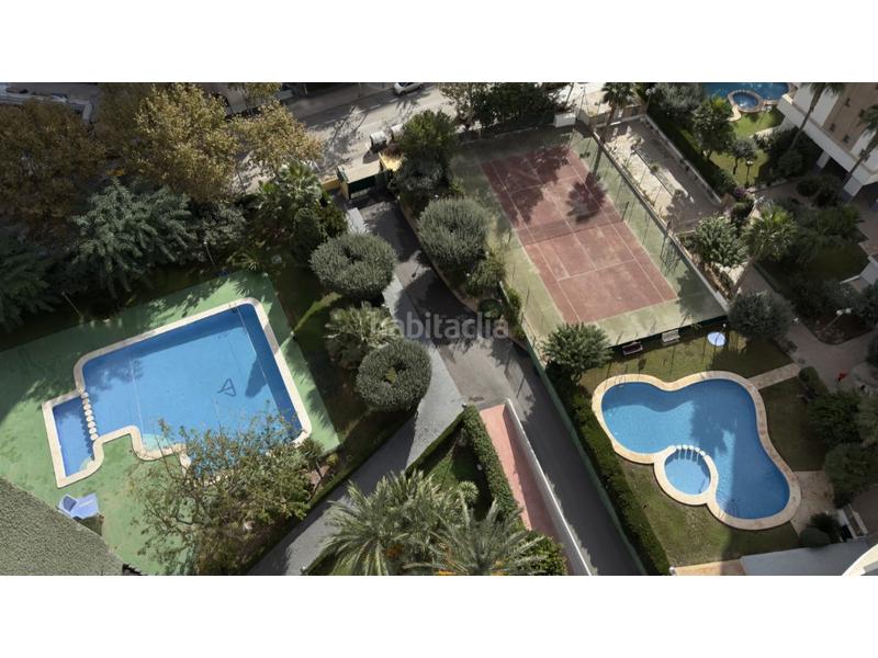 Foto aaa1be6d-00d5-46ef-bc8f-606702fdfafb. Apartament amb aparcament piscina a Levante Alto Benidorm