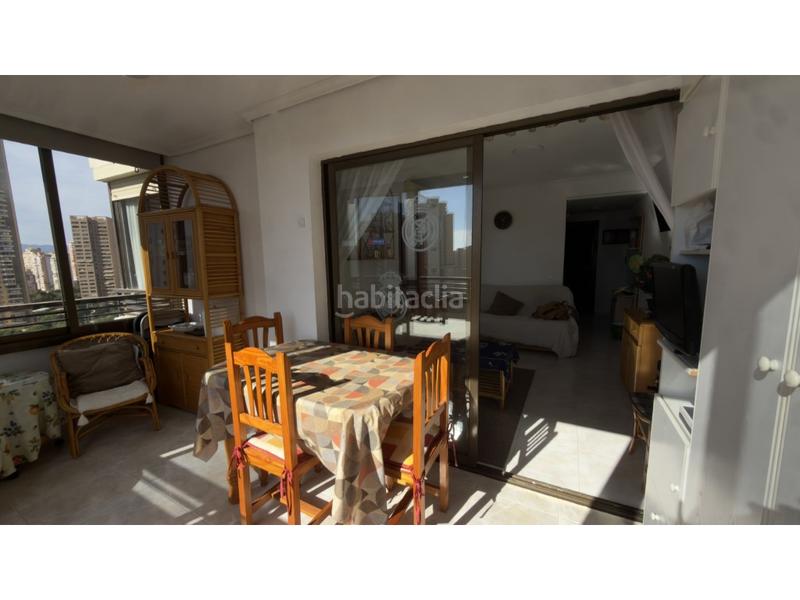 Foto d8be356e-17e7-4d92-bbfa-e337df1a92fb. Apartament amb aparcament piscina a Levante Alto Benidorm