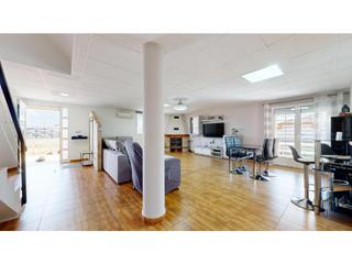 Haus in Polígono del Aeropuerto. Espectacular chalet en urbanización la malla de manises