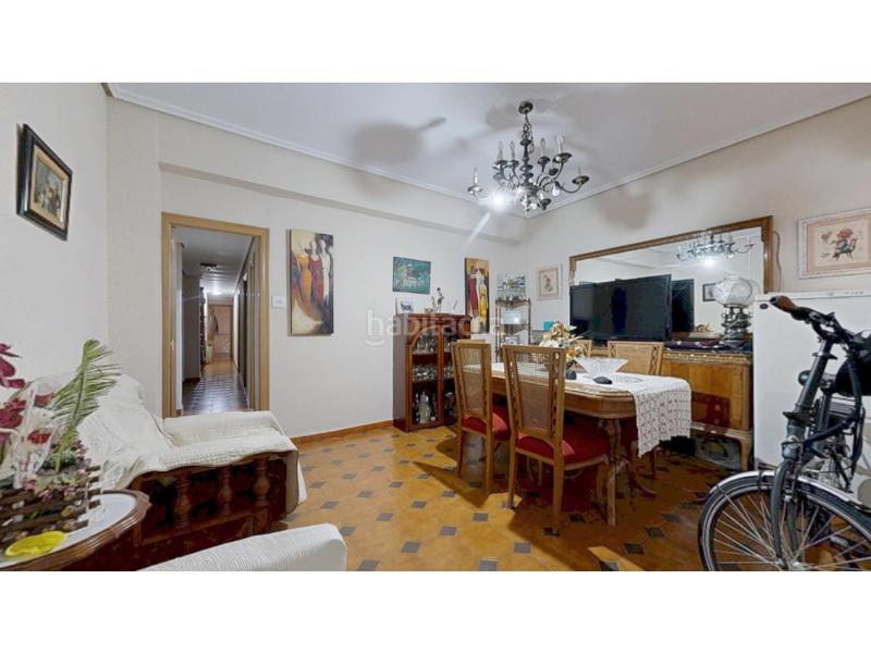 Foto 86c361e0-1fe1-4c3b-8dcf-3d49abb56319. Planta baja  en la mejor zona en Sueca Sueca