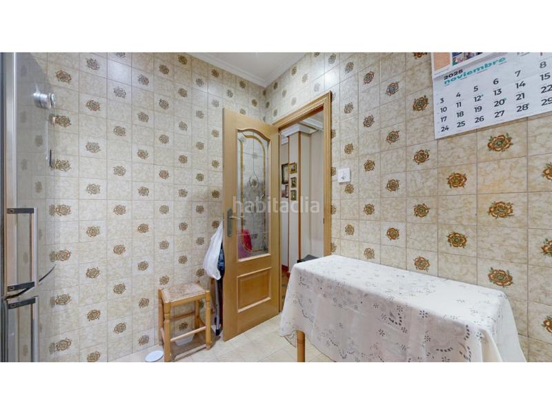 Foto d8ea355d-a994-43bb-a83f-210ef31fc191. Planta baja  en la mejor zona en Sueca Sueca