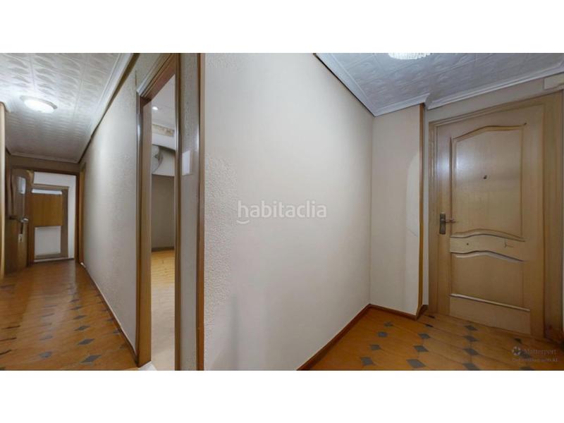 Foto f33b8851-f757-48a4-a08f-6b27f9b9c3f0. Planta baja  en la mejor zona en Sueca Sueca