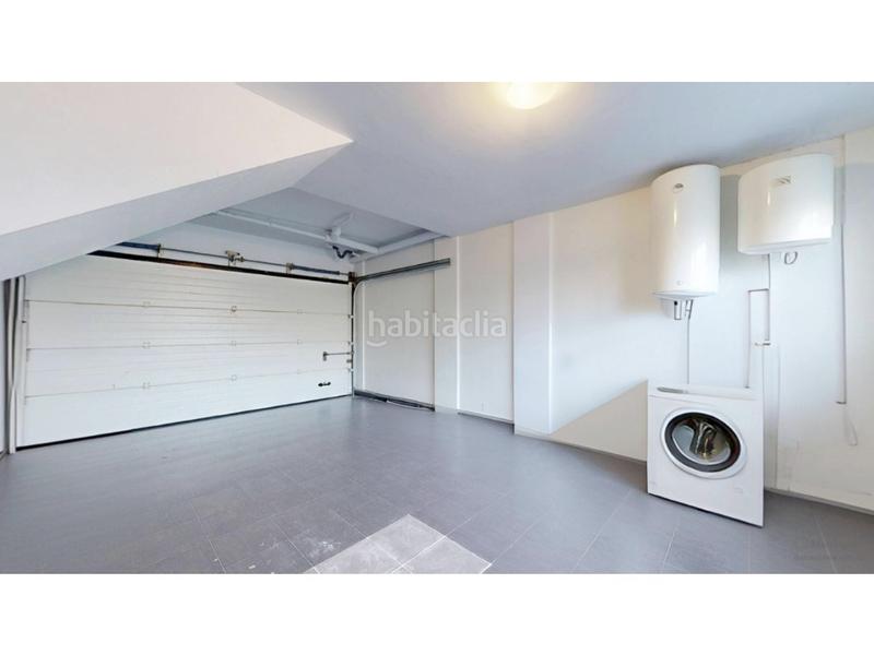 Foto 1c0df55d-69f1-41d8-afc3-6cb45c77c917. Casa adosada chalet pareado playa en Playa de Gandía Gandia