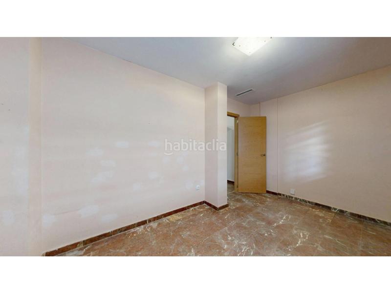 Foto 4aec600d-202f-41db-a341-3ca425cd5677. Casa adosada chalet pareado playa en Playa de Gandía Gandia