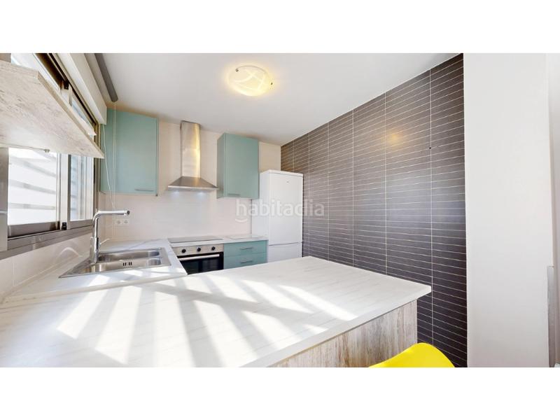 Foto cb3d26bb-19ea-4447-9550-06970957deda. Casa adosada chalet pareado playa en Playa de Gandía Gandia