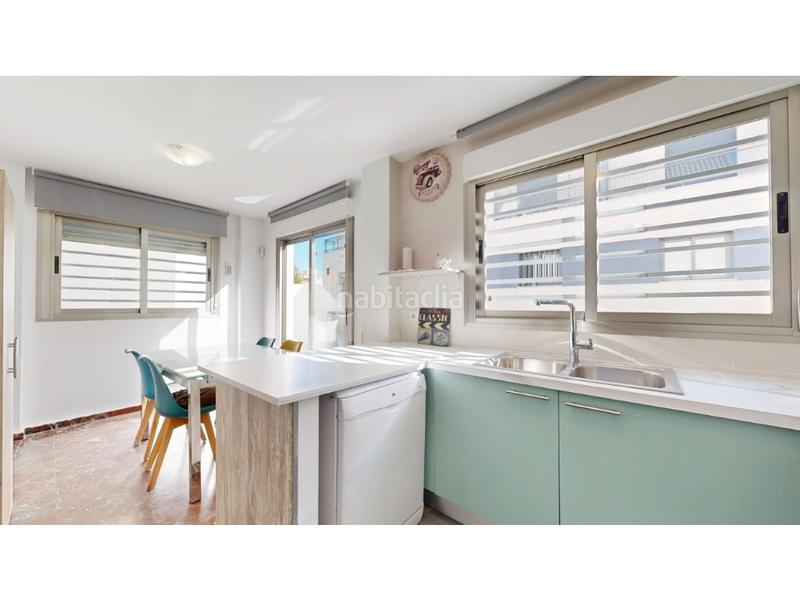 Foto d717db6a-f487-42f3-84cc-5cb9e67edc03. Casa adosada chalet pareado playa en Playa de Gandía Gandia