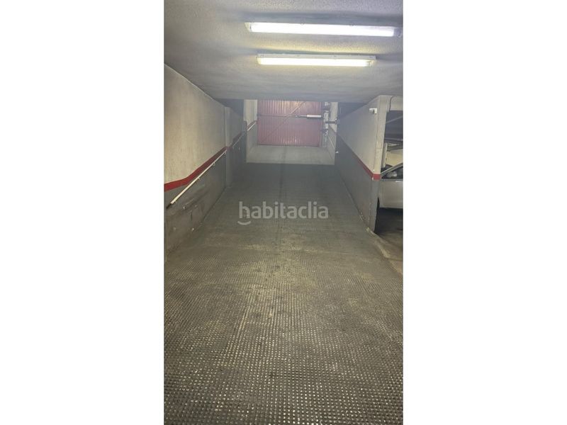 Foto c9b2d64e-169c-426a-9b5c-3a6309f1c9c8. Aparcament cotxe a Barrio de Patraix Valencia