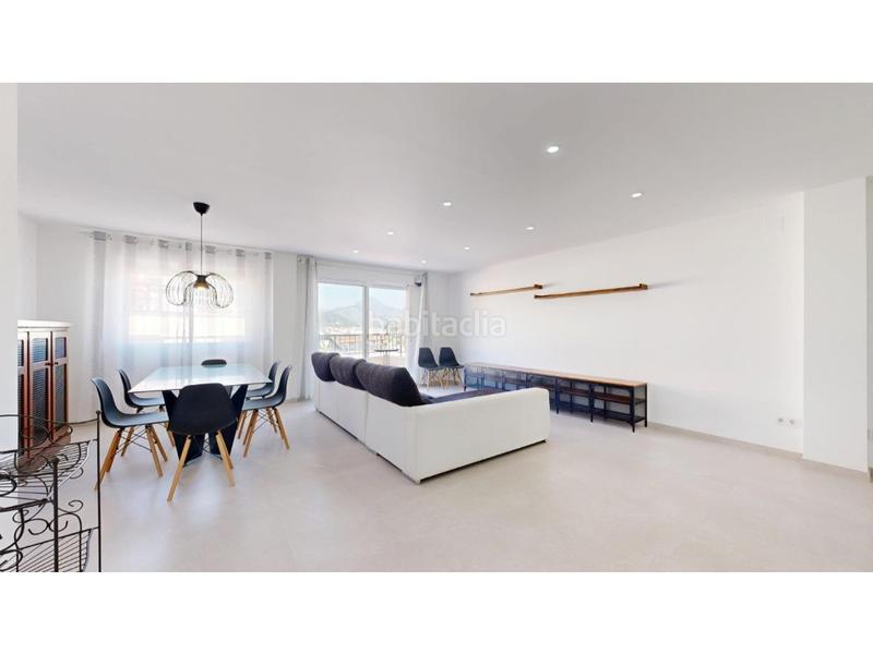 Foto 75e03052-f808-4766-a1fb-7d2d7995cfc5. Flat with heating parking in Germaníes - Juzgados Gandia