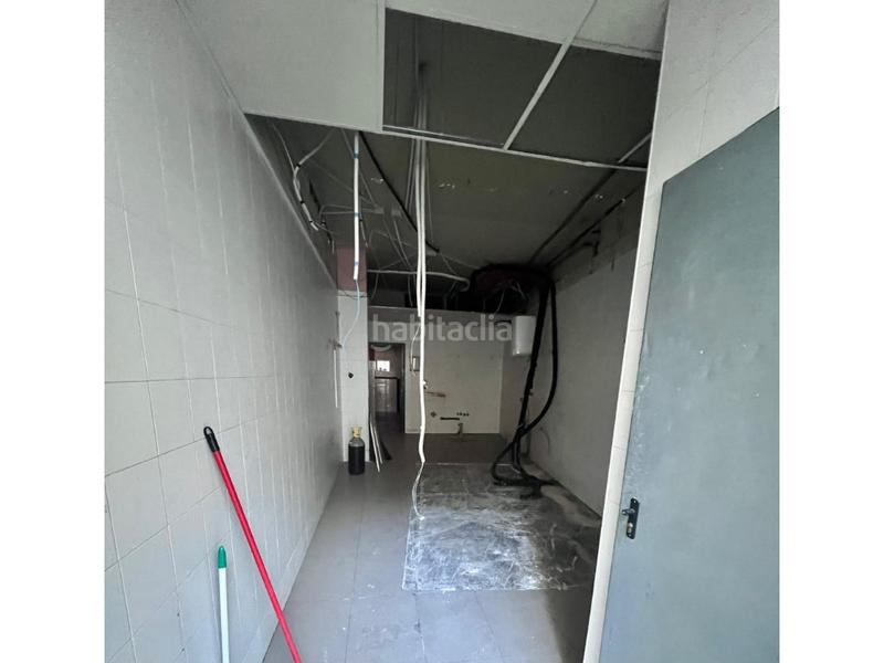 Foto 0feb7e5b-e932-4270-a2d3-f7dde8d2facb. Local comercial a Zona la Ermita Torrent