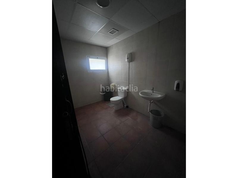 Foto 6364a50d-2407-437b-8838-753d1a34e8cd. Local comercial a Zona la Ermita Torrent