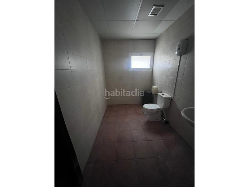 Foto 6bf9f384-d6a9-4b5e-bf73-0d5ce2d19bff. Local comercial a Zona la Ermita Torrent