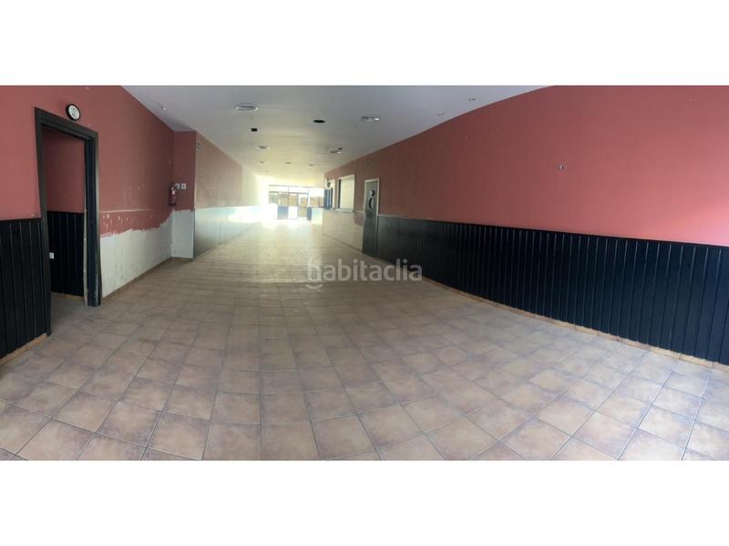 Foto 99ffb521-3237-42a7-90e8-612421531061. Local comercial a Zona la Ermita Torrent