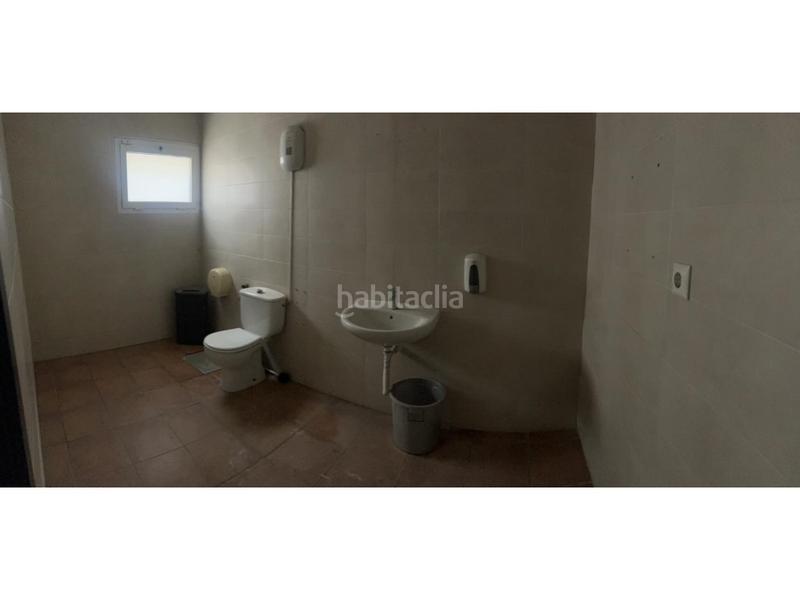 Foto 9f961c44-c5a8-4cb5-93e5-bb69a1b8e0ed. Local comercial a Zona la Ermita Torrent