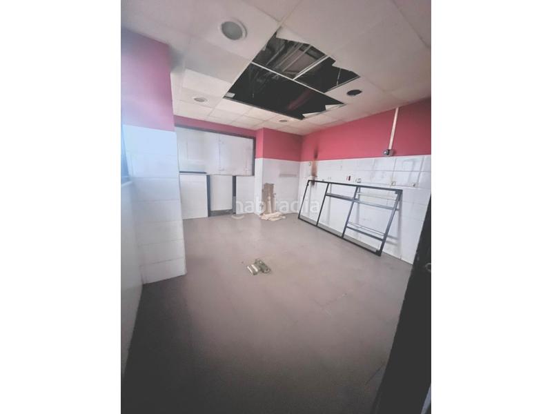 Foto d1440c74-8f48-418d-aaac-8989e778ad3d. Local comercial a Zona la Ermita Torrent