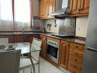 Flat  Isla de corcega. Piso de 4 habitaciones en el puerto de sagunto