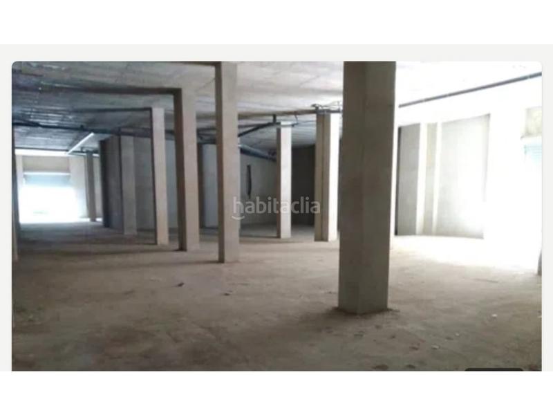 Foto c21b5ab6-2a5a-4bb7-8037-6c7ae0a84199. Local comercial !!!! oportunidad unica !!!!!! en Alberic