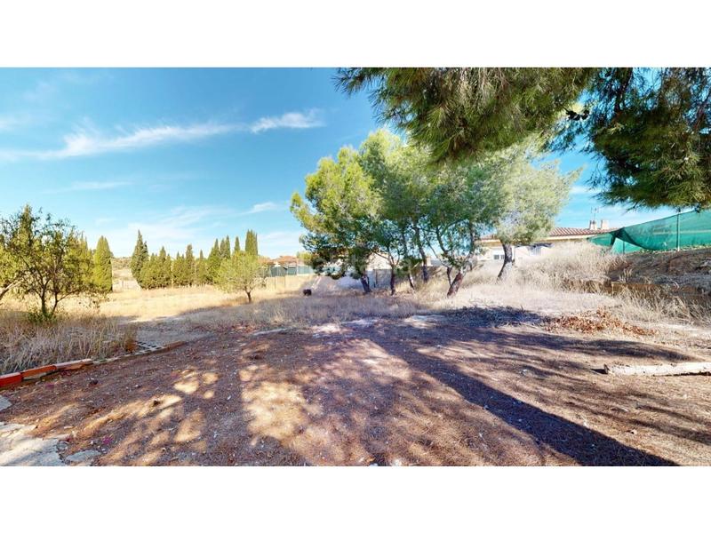 Foto 1f82f598-4496-4805-9cad-2bb7490b2766. Chalet  en venta liria en Urbanizaciones Llíria