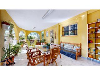 Xalet  Calle pirineos. Chalet en venta liria