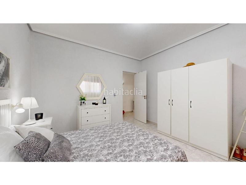 Foto acb8b907-fbab-4f4c-9624-6338ac8f9f0e. Chalet  en venta liria en Urbanizaciones Llíria