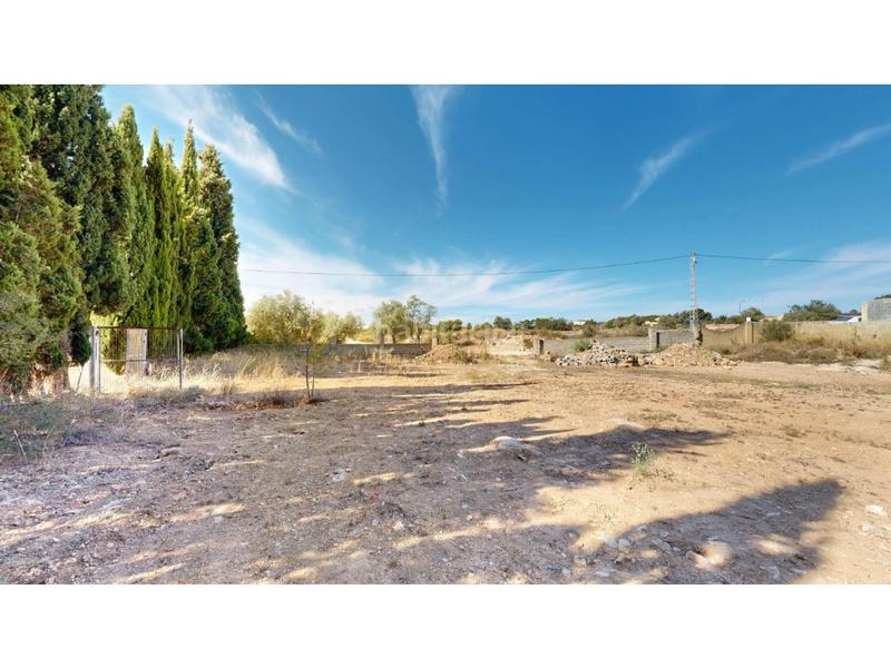 Foto d2e2e11b-950e-4e6c-86cd-889adfe1b4c9. Chalet  en venta liria en Urbanizaciones Llíria