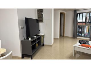 Oficina a Quart de Poblet. Entreplanta totalmente reformada próxima a valencia