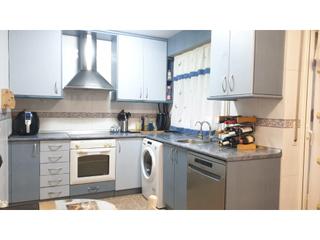 Etagenwohnung  Calle de zaragoza, 40. Piso en torrent zona poble nou